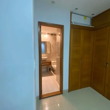 Casa Perla Manga Pensión *